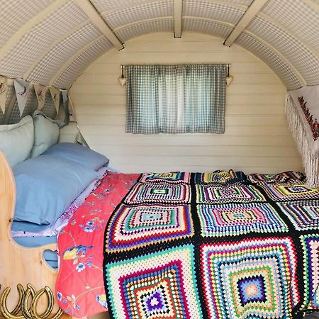 Bowtop Wagon At Lettoch Farm คีท ภายนอก รูปภาพ